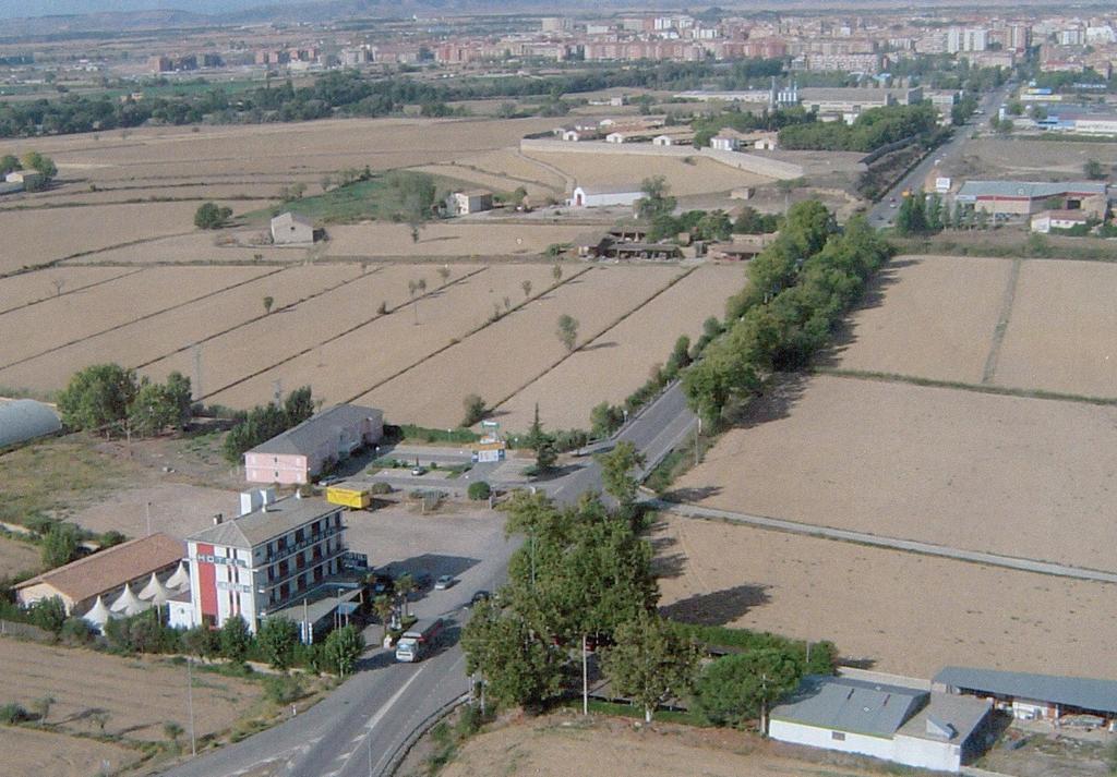 Hotel Montearagon Huesca Kültér fotó