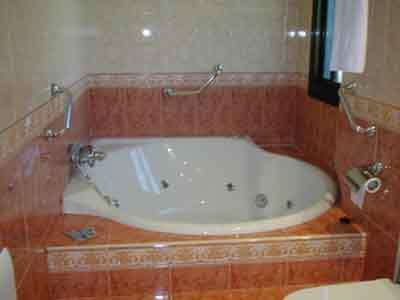 Hotel Montearagon Huesca Kültér fotó
