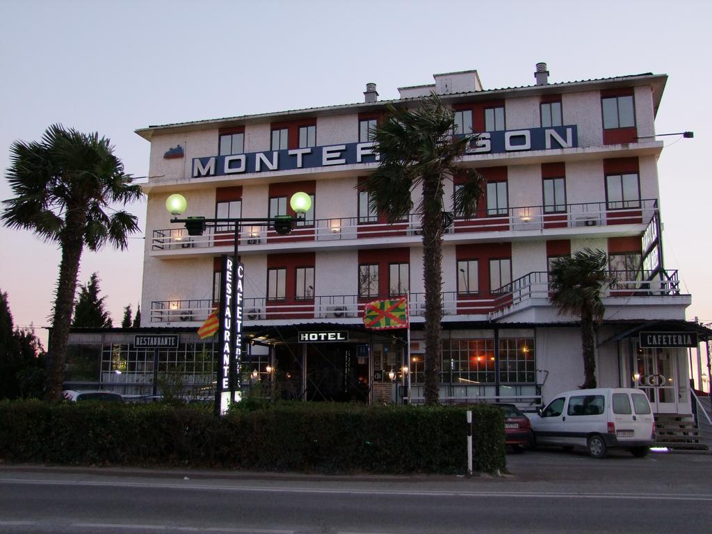 Hotel Montearagon Huesca Kültér fotó