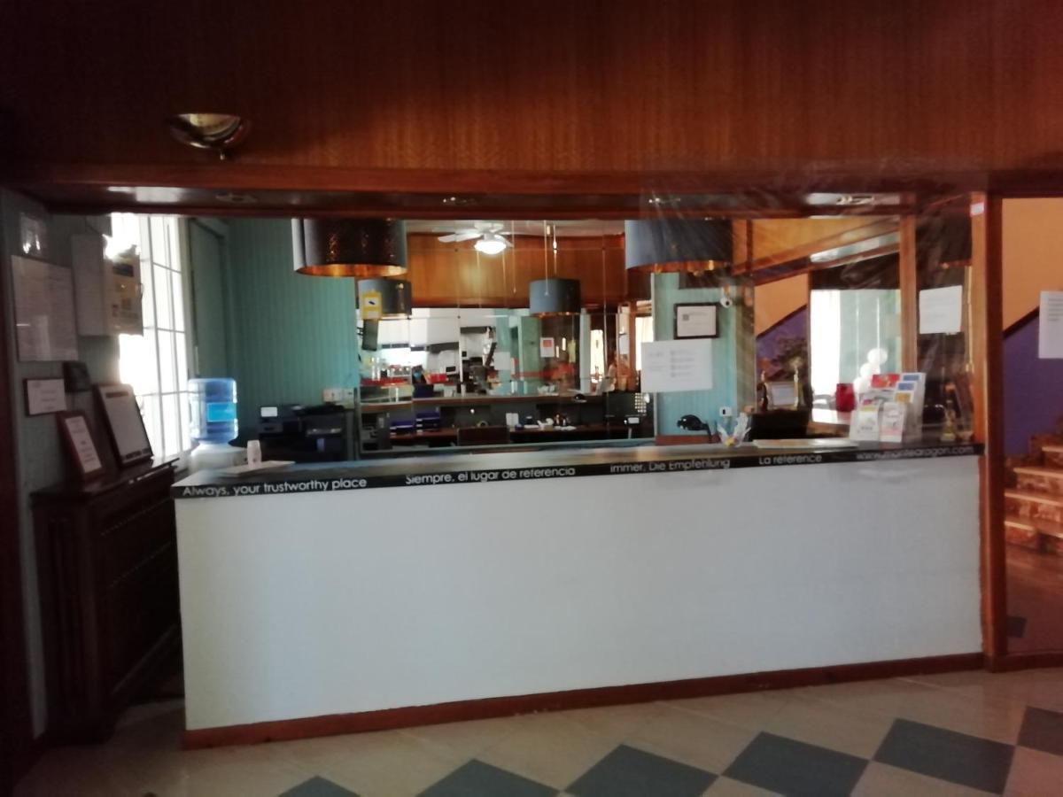 Hotel Montearagon Huesca Kültér fotó
