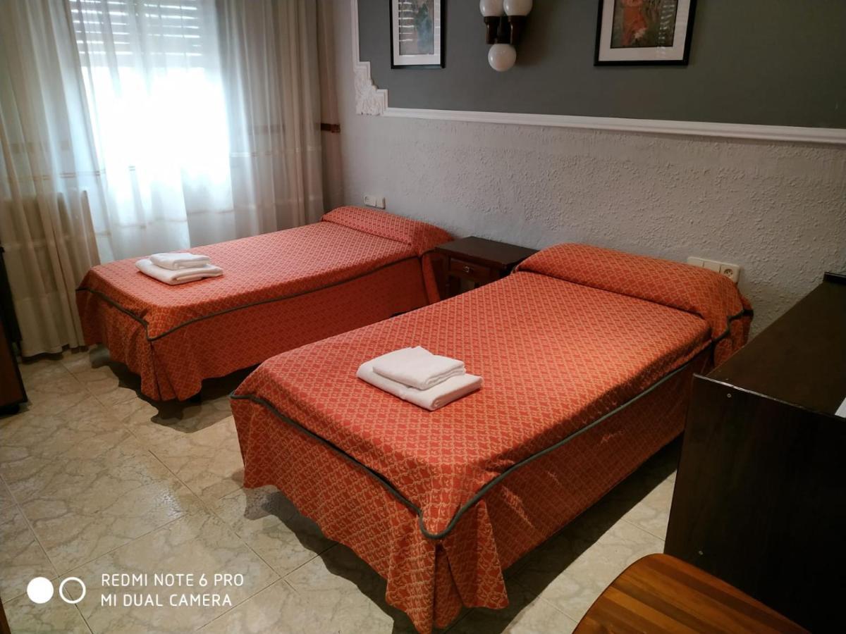 Hotel Montearagon Huesca Kültér fotó