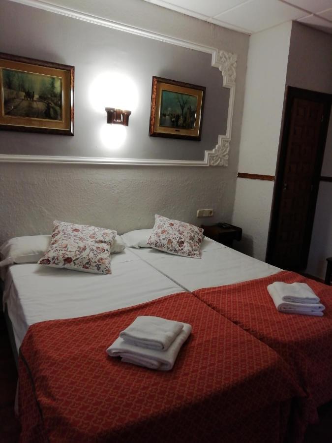 Hotel Montearagon Huesca Kültér fotó